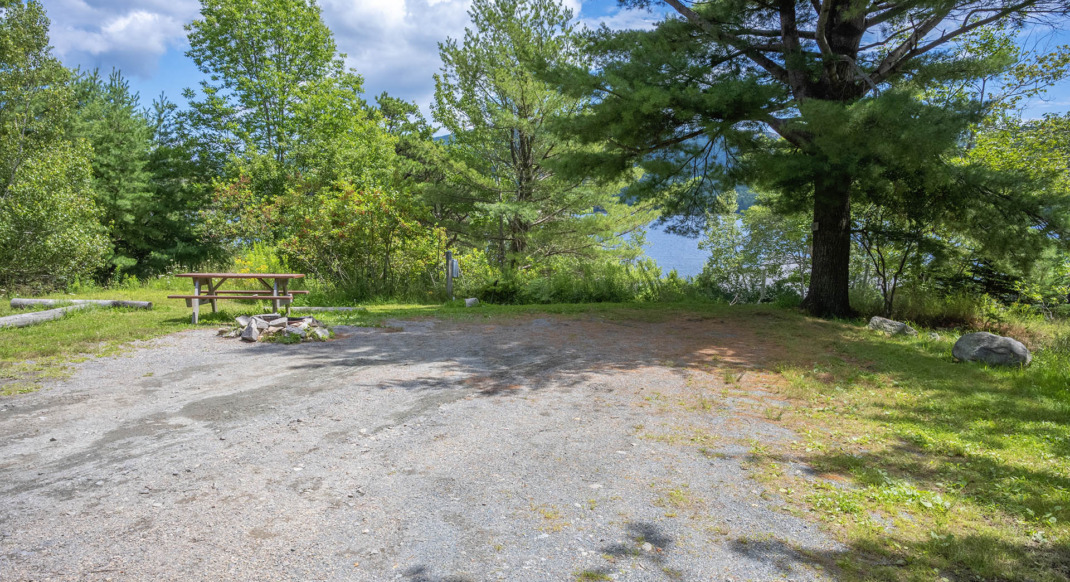 acadia 30 amp back in campsite